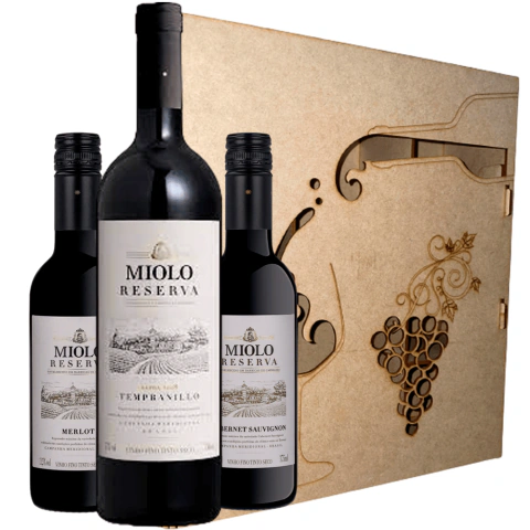 Kit Presente Vinho e Mini Vinho Miolo Reserva c/ Caixa Personalizada