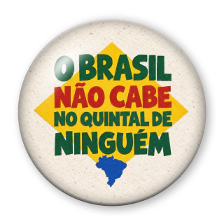 O Brasil Não Cabe no Quintal de Ninguém (Recortado)