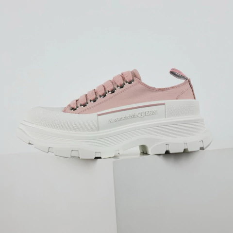 Mcqueen Tread Slick White Pink - comprar online