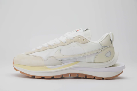 Sacai x Nike VaporWaffle White Gum - comprar online