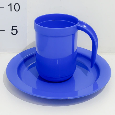 Set De Plato Y Taza Azul / Rojo