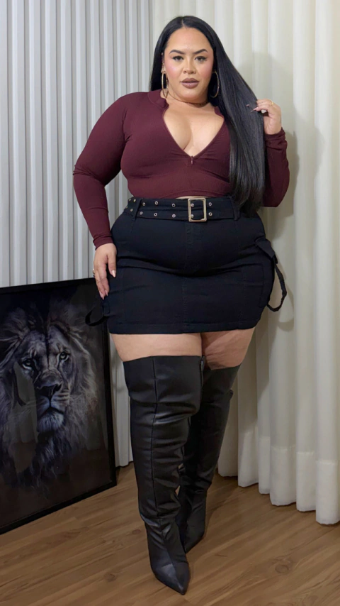 Saia Cargo Plus Size Preta com Cinto