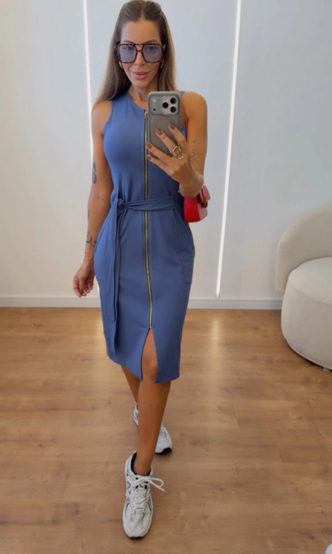 Vestido Ziper e Faixa
