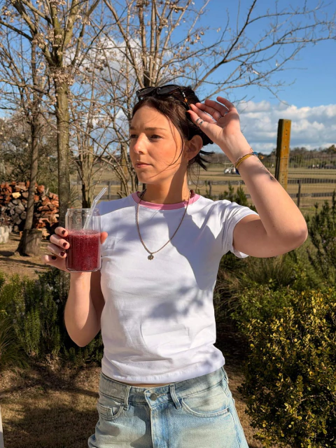 Remera Isa Blanca y Rosa