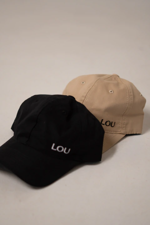 BONÉ LOU