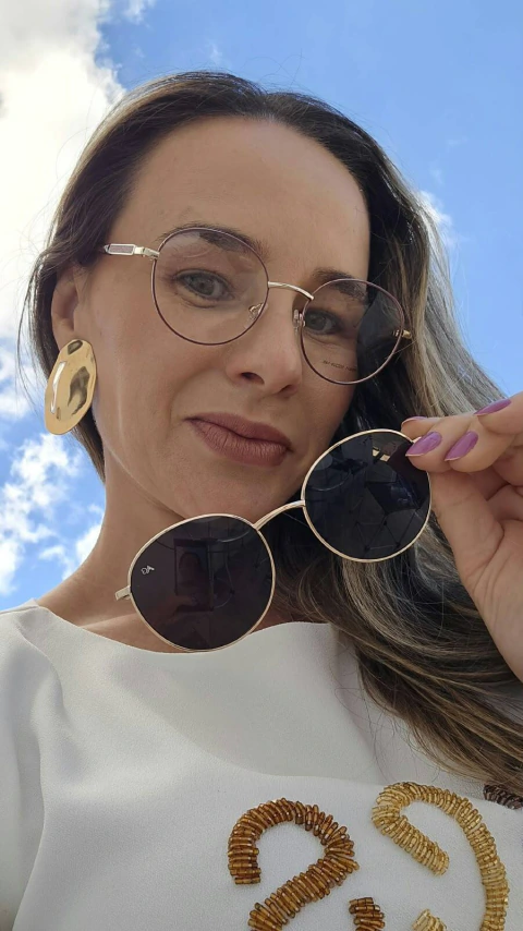 Óculos de Sol e Grau ANK Gold - Clip Oval: Praticidade e Estilo 2 em 1
