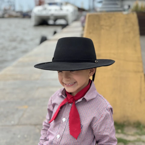 Chapeu Cury Toro Passo III Aba 6 Infantil