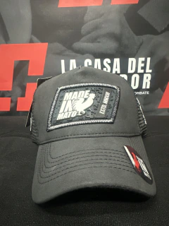 Gorra con parche bordado Made In Mato en internet