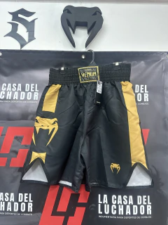 Imagen de Short de Boxeo Venum Logo Performance Silver – Negro/Plata