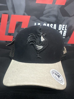 Gorra Farmer con visera curva y logo bordado