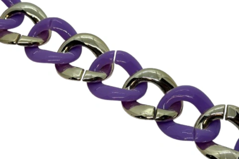 Cadena Plástica Violeta/Plateado 3x3cm