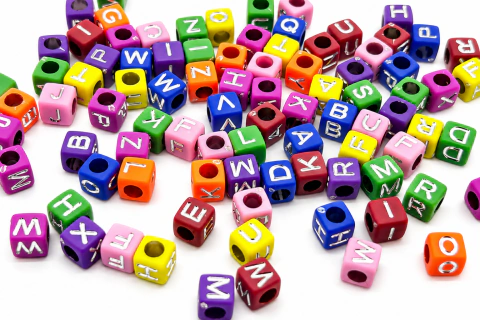 Letras pasante Cuadrado plateado/multicolor