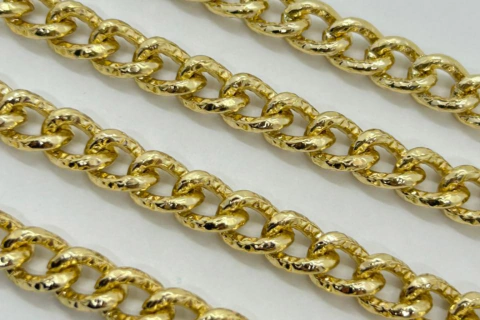 Cadena Metálica Dorado 0,8x1cm
