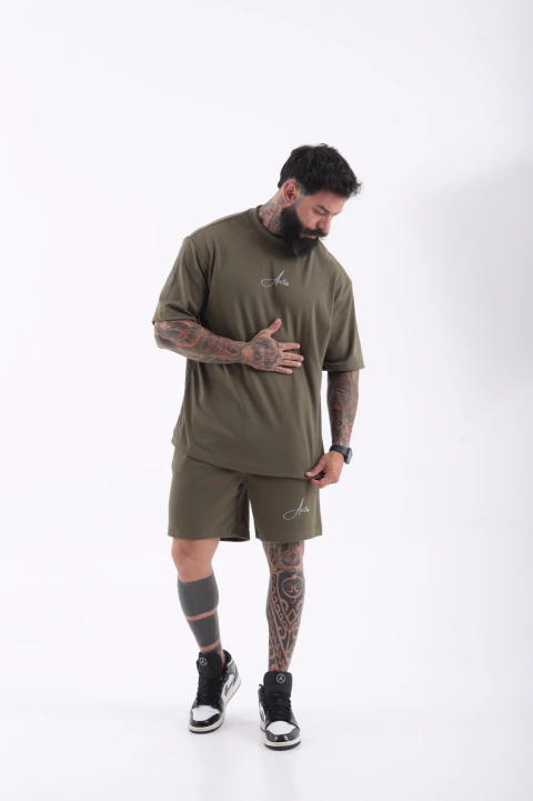 Conjunto Oversized Arctos Verde Militar