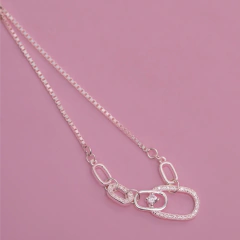 PULSEIRA ELOS OVAL CRAVEJADA