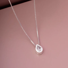 COLAR COLAR PONTO DE LUZ GOTA