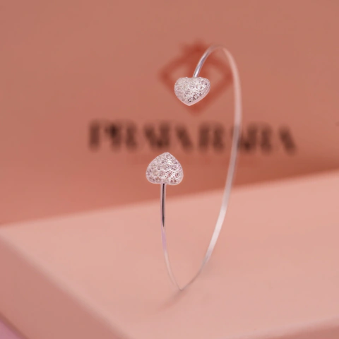 BRACELETE 2 CORAÇÕES EM PRATA 925/950