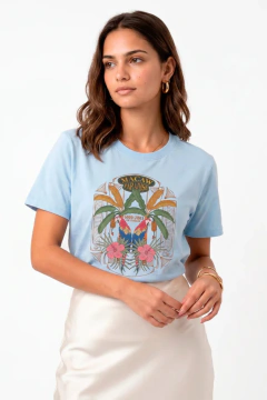 T-shirt Feminina Azul Claro Macaw Paradise