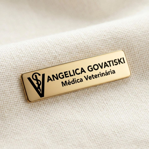 Broche personalizado nome e profissão folheado em ouro 18k