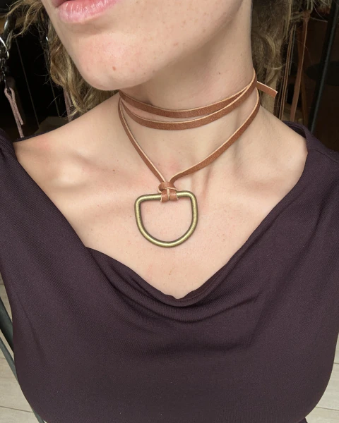 COLLAR MORA