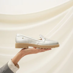 Mocasin Iris en internet
