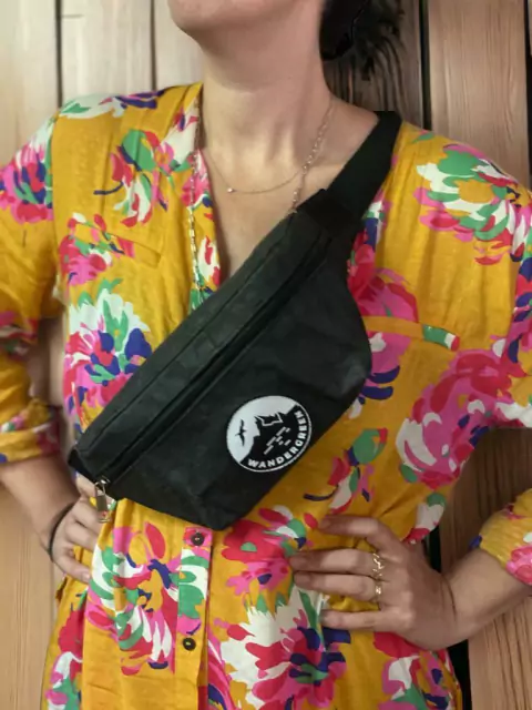 Wandergreen - Riñonera Olivia negra