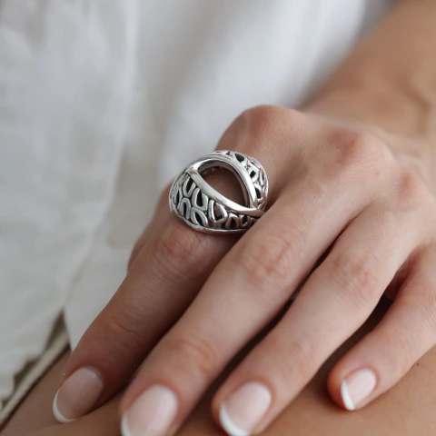 Anillo Mela