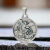 Pingente Medalha de São Miguel Arcanjo Grande Prateado 3 cm - comprar online