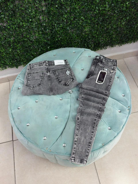 CALÇA SAL E PIMENTA SKINNY GRAFITE