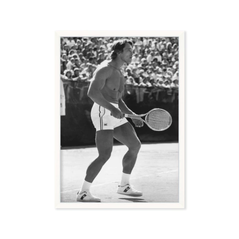 Arnold playing tennis - comprar online