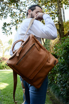 MOCHILA CUERO - MAN en internet