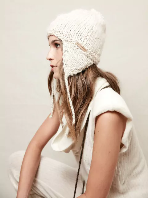 GORRO OREJERAS ( CHULITO) HAND MADE LLAMA ART 3545