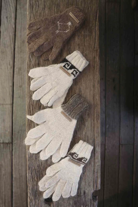 GUANTES HAND MADE LLAMA ART 3541 - New In! - comprar online