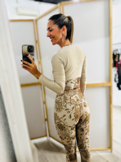 Remera BALANCE Luxury en internet