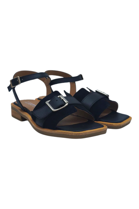 KUNUT SANDALIA (SBOKUNUT)