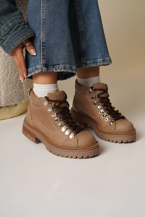 ELIZA BORCEGO (BMQ401)