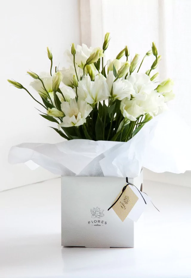 A107 - Arreglo con Lisianthus