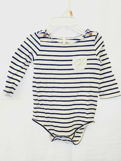 Body OshKosh 6 a 9 meses