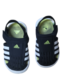 Sandalias de agua Adidas talle 23 - comprar online