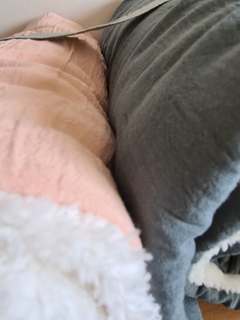 Manta / pie de cama Estambul Cemento Corderito - comprar online