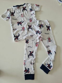 Pijama Carter's talle 4 en internet