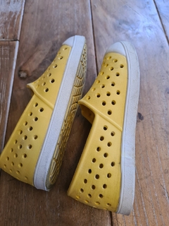 Old navy talle 10 EEUU 18,5 cms en internet