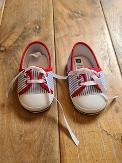 Zapatillas Gap 12 cms largo Talle 22 - comprar online