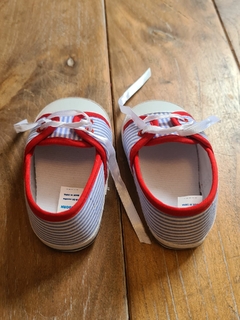 Zapatillas Gap 12 cms largo Talle 22 en internet