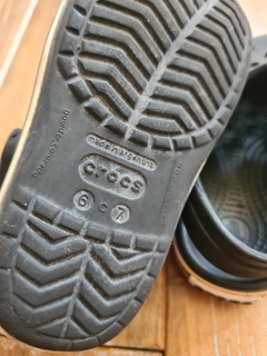 Crocs talle 23 - maria del este