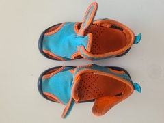 Zapatillas para agua OshKosh talle 23 en internet