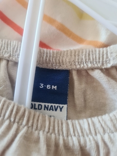 Enterito Old navy 3 a 6 meses en internet