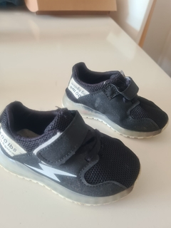 zapatillas con luces talle 24 - maria del este