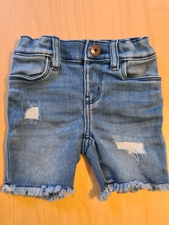 Short OshKosh Talle 2