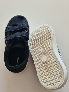 Zapatillas George talle 7 USA largo pie 15 cms en internet